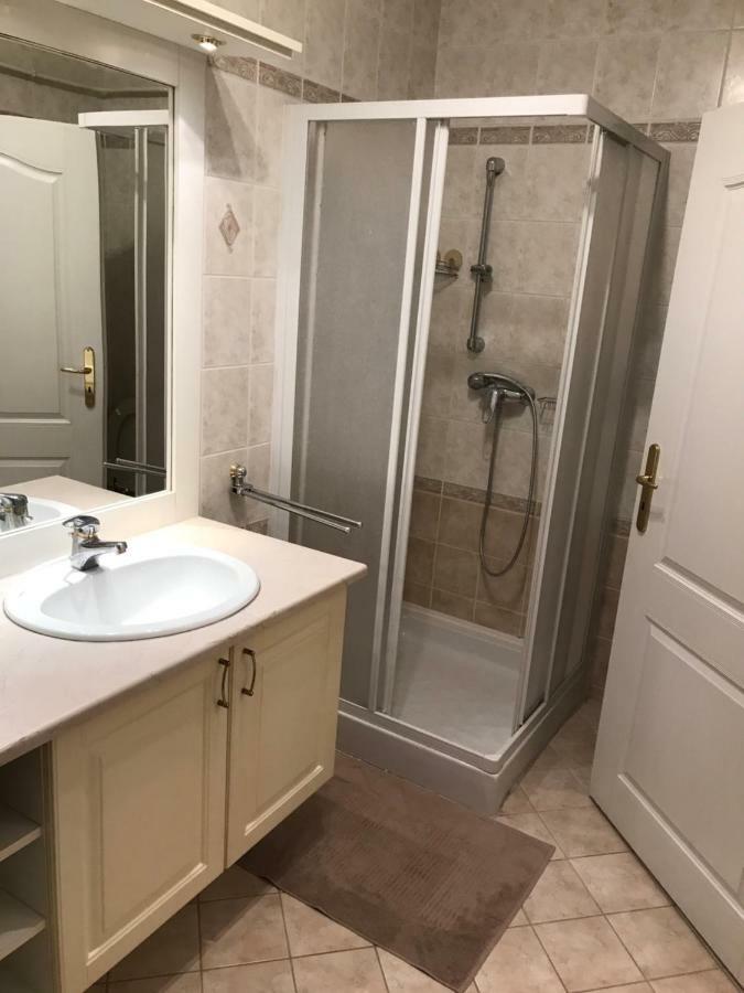 Gabor Pal 1 Apartman 2 Szoba Dunafoldvar Exterior foto